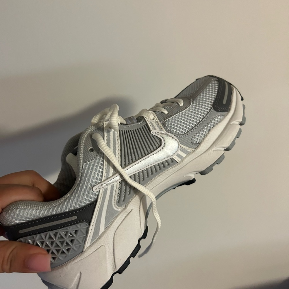 Nike Kids White and Gray Mesh Sneakers
